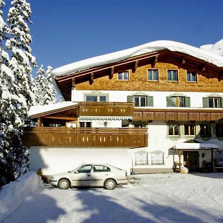 Hotel Pension Alpenrose Lech am Arlberg Bagian luar foto