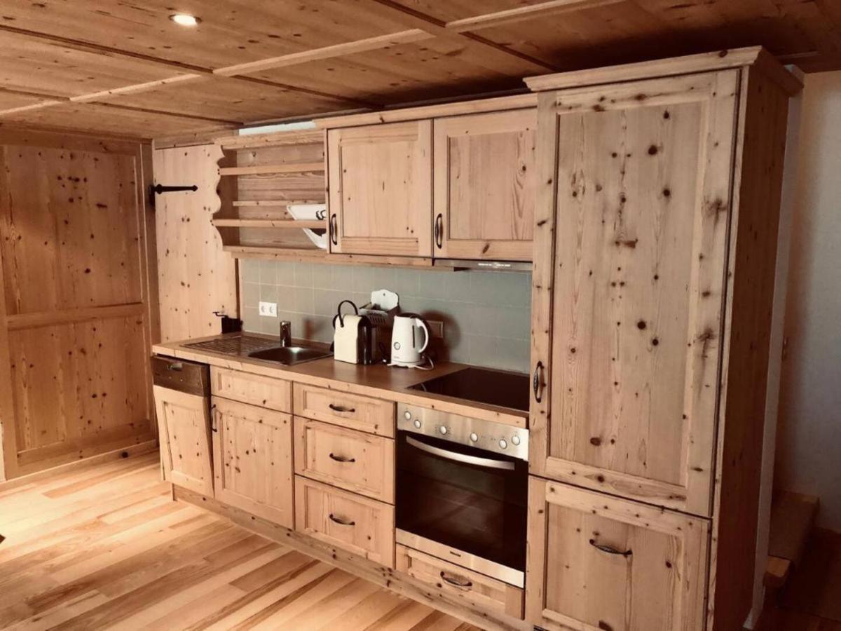 Hotel Pension Alpenrose Lech am Arlberg Bagian luar foto