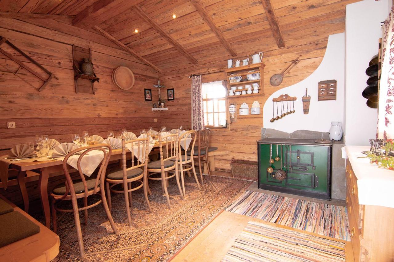 Hotel Pension Alpenrose Lech am Arlberg Bagian luar foto