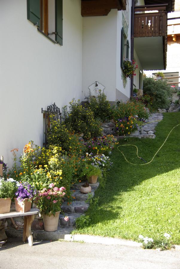 Hotel Pension Alpenrose Lech am Arlberg Bagian luar foto